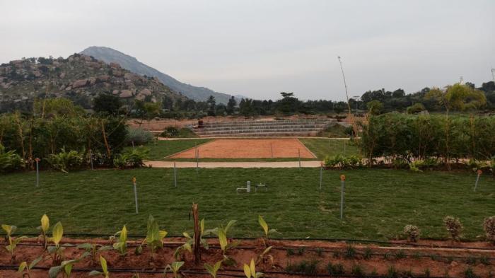  NBR Hills View